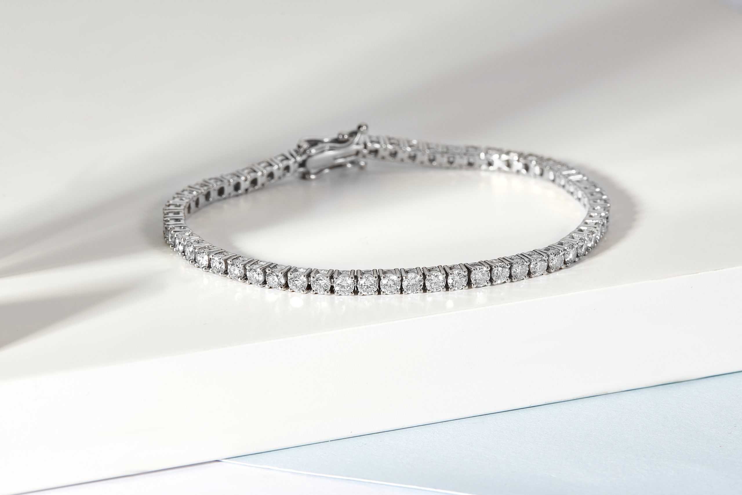 Diamond bracelet by Lottie Leigh Bespoke Jewellery